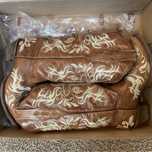 Corral Womens Canton Cowboy Boots Cross Crystals & Studs Western size 7.5 - Picture 2 of 12